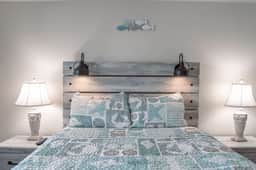 Surfrider Beach Getaway Cozy 1BR,  Beach Access!